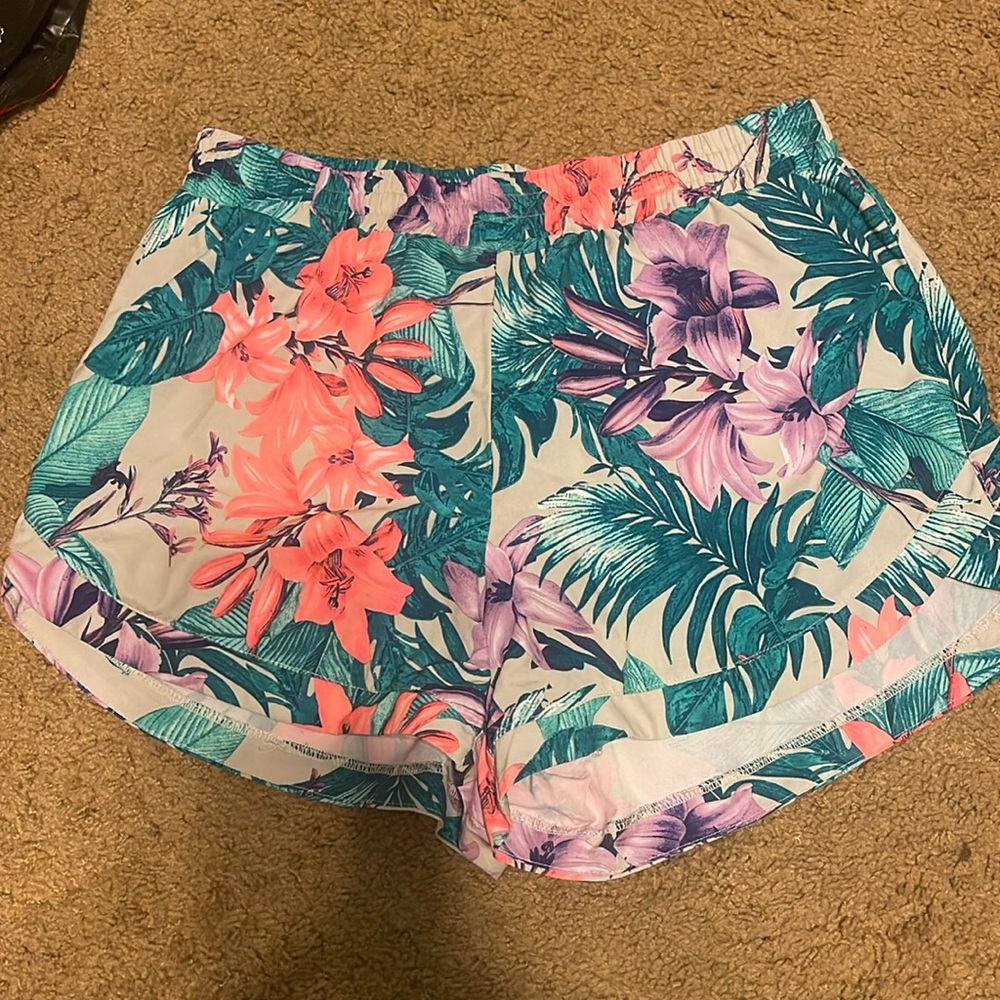 Running shorts